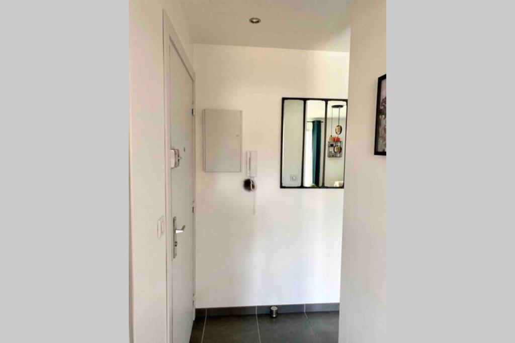 Le Continental Beau T2 Plein Centre + Parking Apartman Annecy Kültér fotó